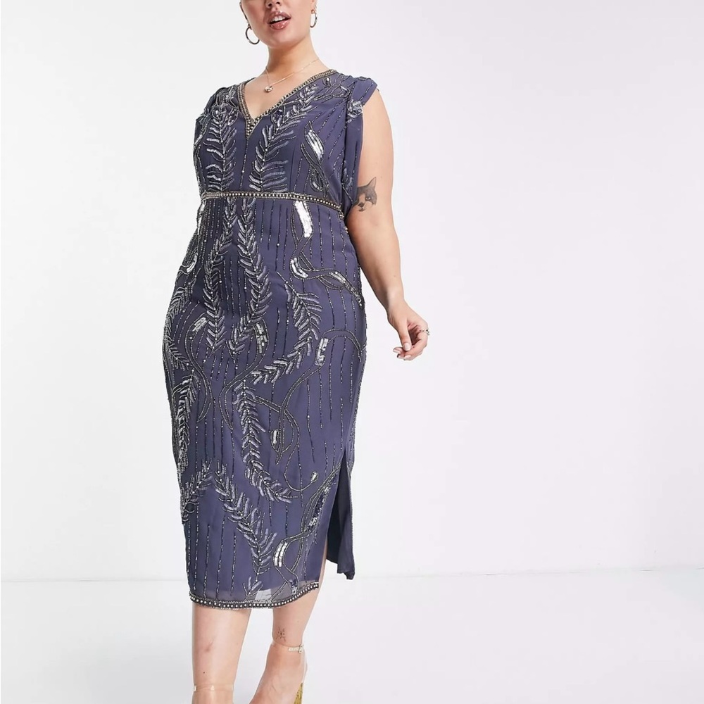 Embellished Navy V-Neck Midi Dress